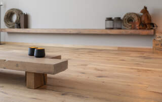 holzx-tvablage-eiche-altholz-rustikal-massiv-küssnacht